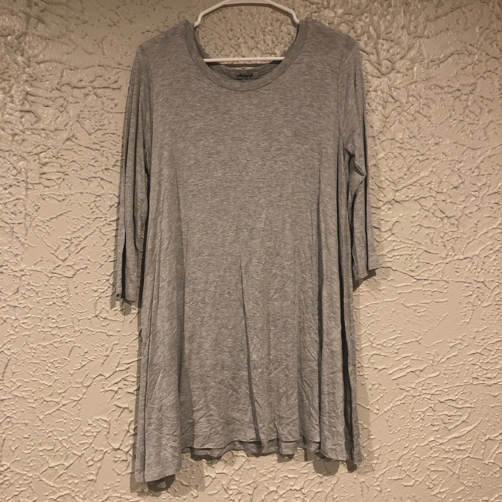 3/4 sleeve light gray dress